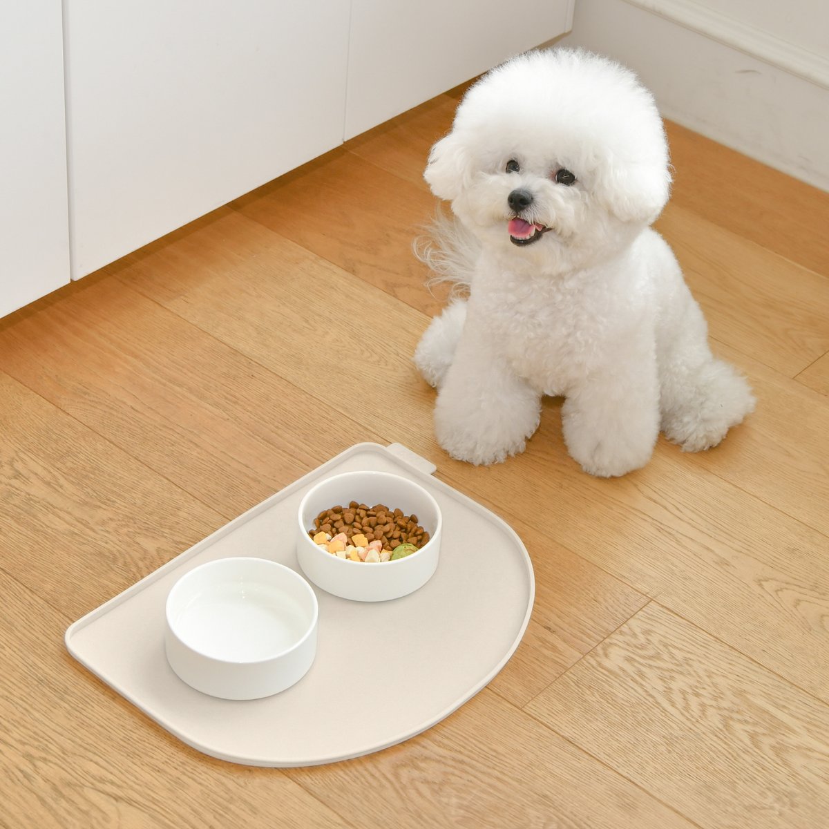 Tapete de Silicona Safe Place para Comederos de Perro